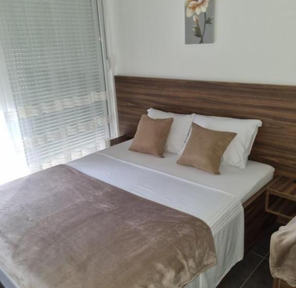 اتاق استاندارد, Apartmani Sutomore Tri Palme
