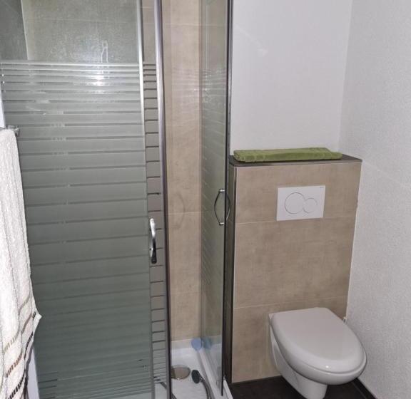 اتاق استاندارد, Apartmani Sutomore Tri Palme