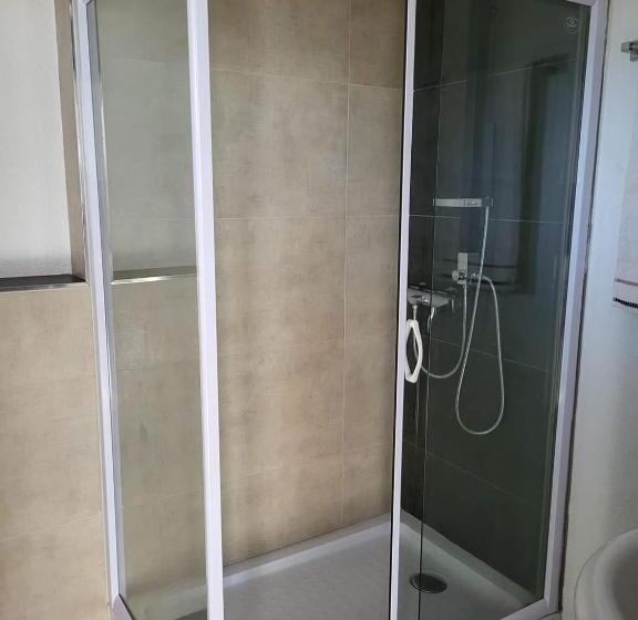 1 Bedroom Penthouse Apartment, Apartmani Sutomore Tri Palme