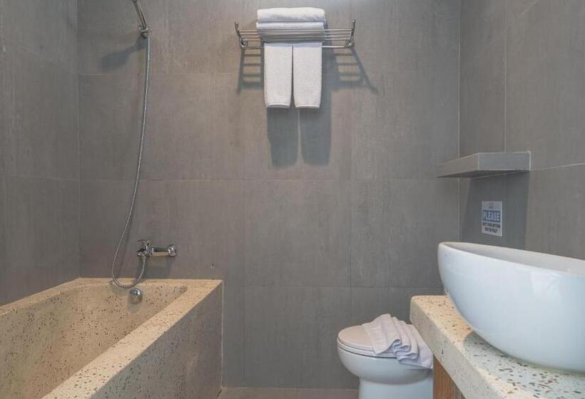 Люкс, The Simore