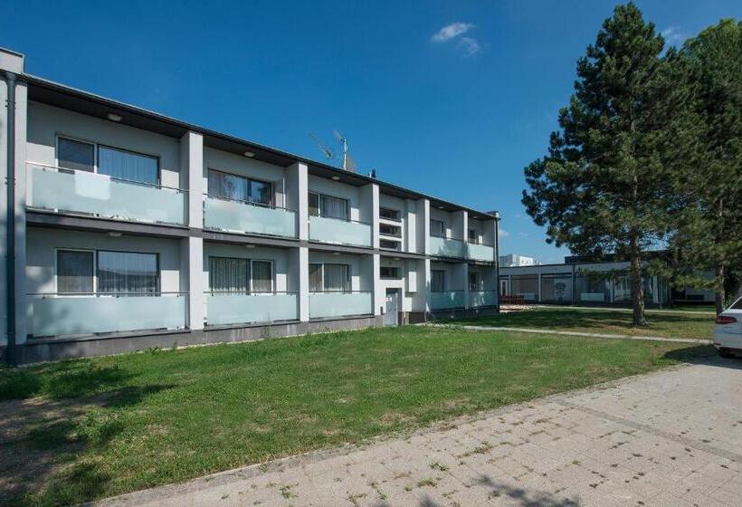 Номер Стандарт с Балконом, Termály Malé Bielice