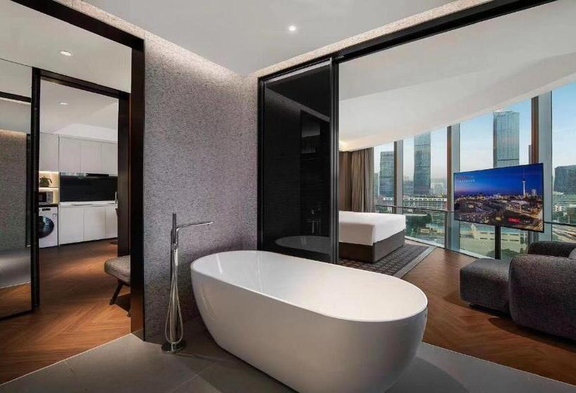 سوییت لوکس, Intercity Hotel Futian Zhongzhou Bay