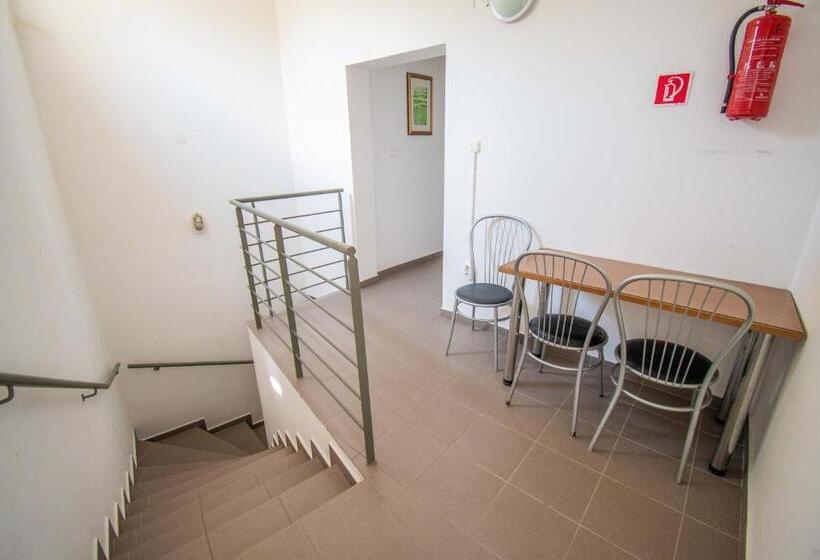Номер Стандарт Совместная Ванная, Beach Hostel Balatonboglár
