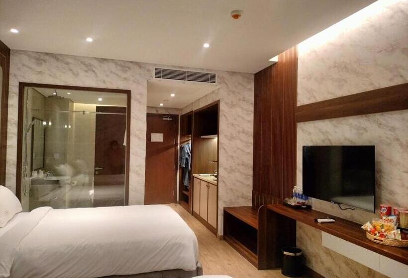 اتاق استاندارد چهار تخته با چشم‌انداز دریا, Apec Condotel Phan Thiet By Tien Vu