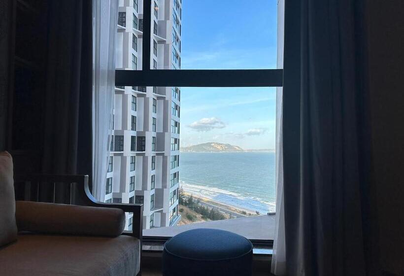 اتاق استاندارد چهار تخته با چشم‌انداز دریا, Apec Condotel Phan Thiet By Tien Vu