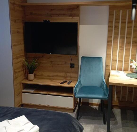 استودیوی لوکس, Ru&ki Apartman  Hotel Djina A13