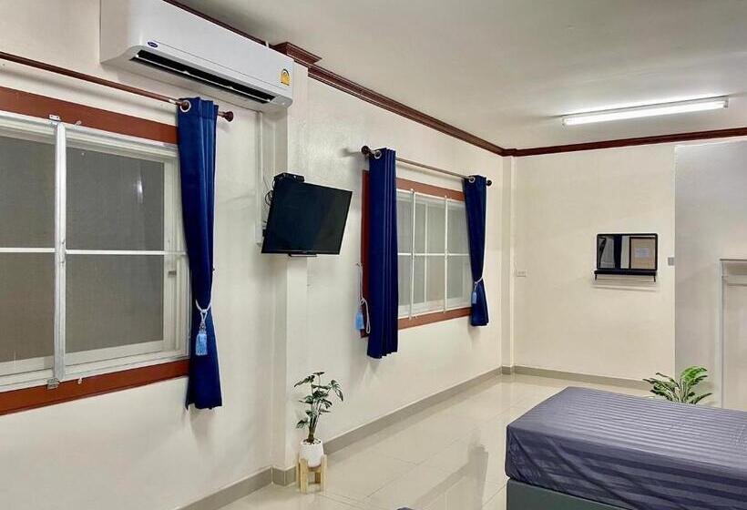 패밀리 룸, 2b Cozy Hostel ตรัง