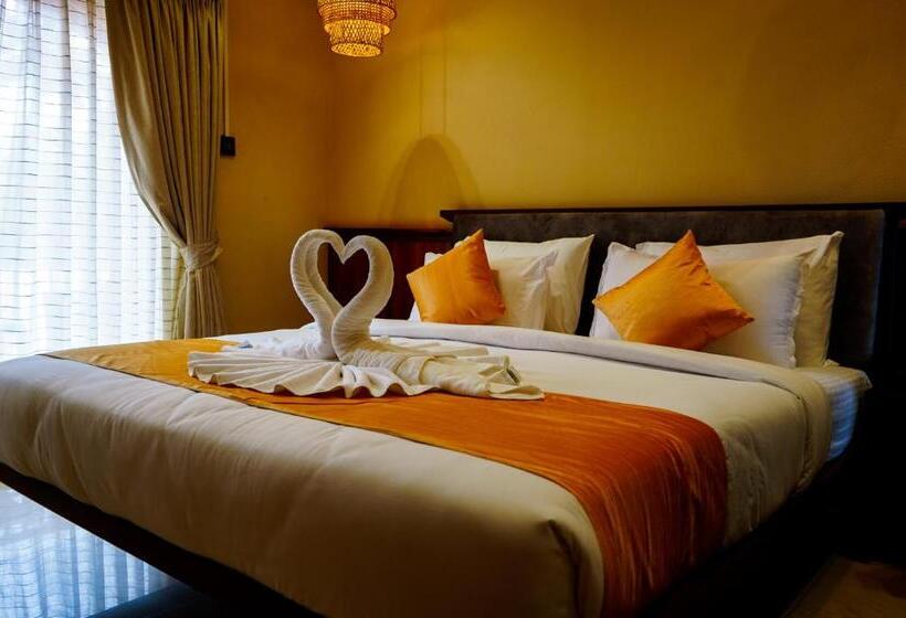 اتاق لوکس با بالکن, Aaristo Beach Resort And Spa