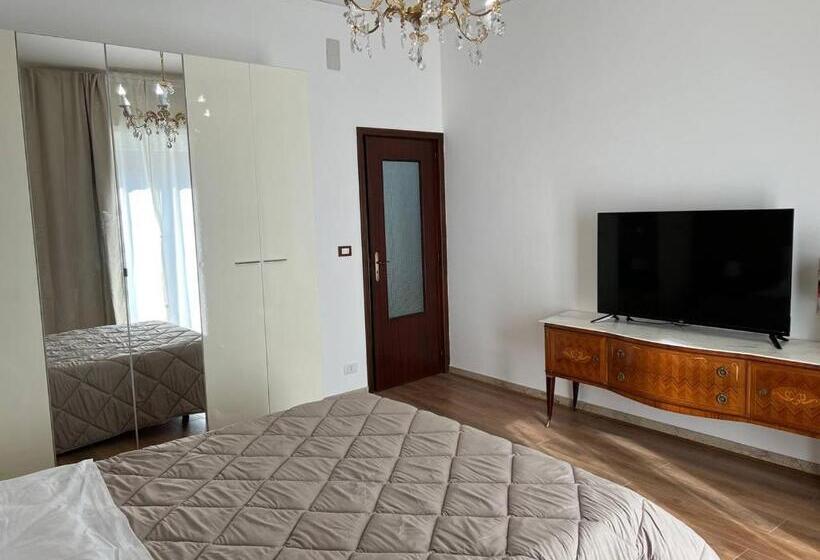 اتاق استاندارد با بالکن, Gioia Di Casa