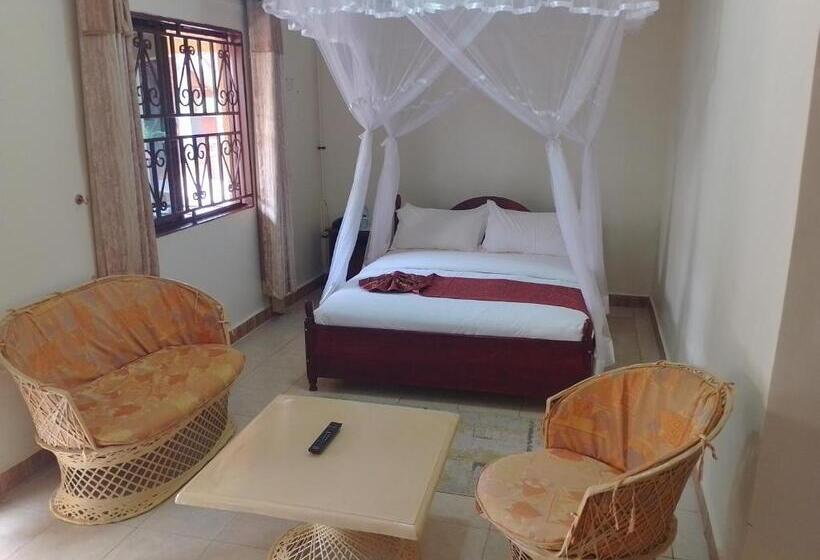 اتاق لوکس با بالکن, Acacia Country Inn