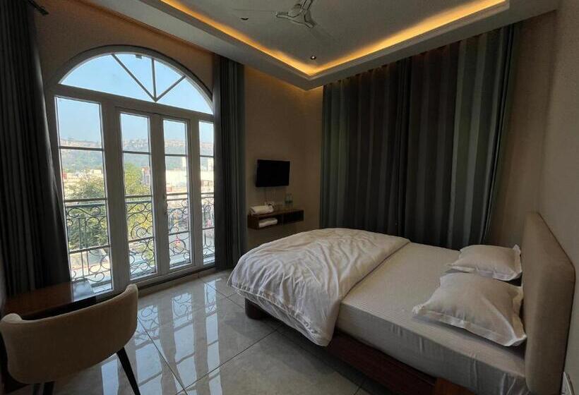 Номер Deluxe с Видом, Hari Leela Fort View Palace