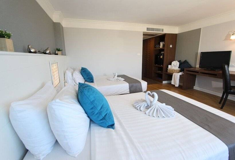اتاق لوکس, Coco Beach Hotel Jomtien Pattaya