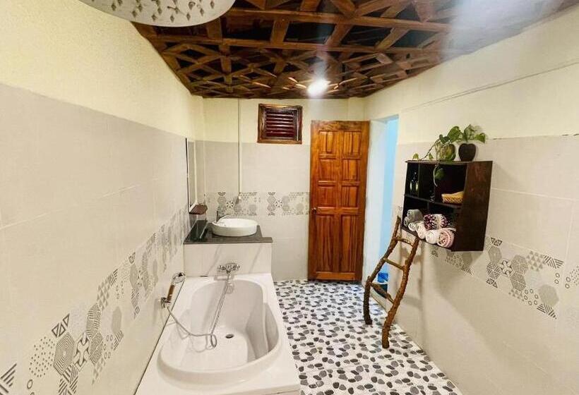 استودیوی استاندارد, Garden House Tí Nị