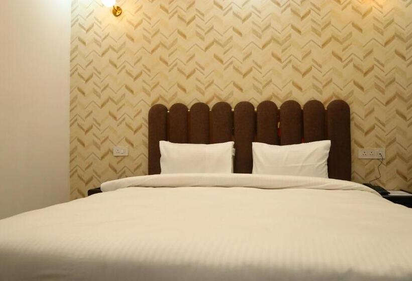 Номер Deluxe, Mk Regency