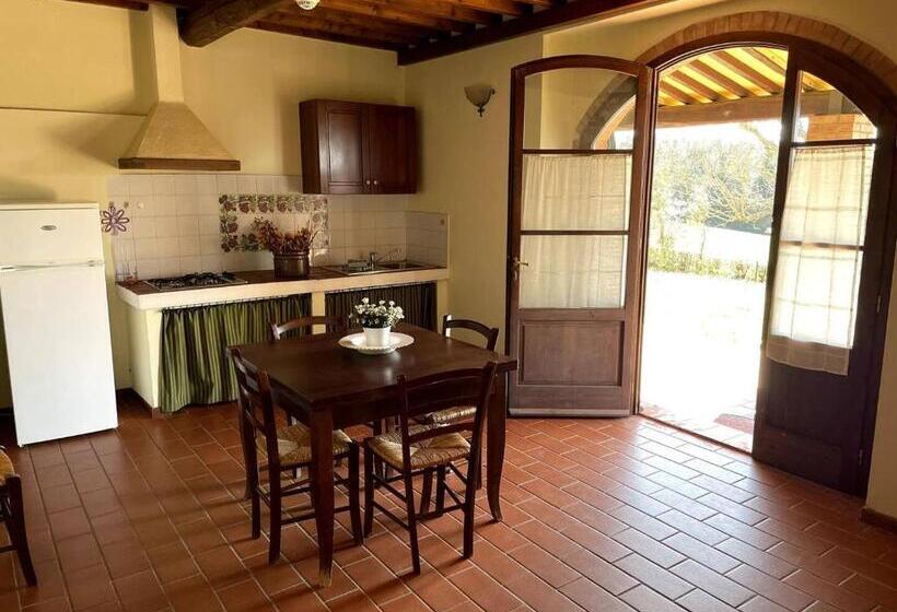 شقة غرفتين, Agriturismo La Burraia Vicino A San Gimignano