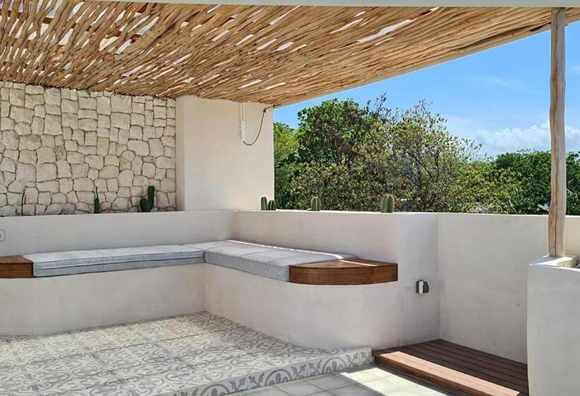 Апартаменты 1 Спальня Вид на Море, Shore Thing Gili Air Beachfront Apartment