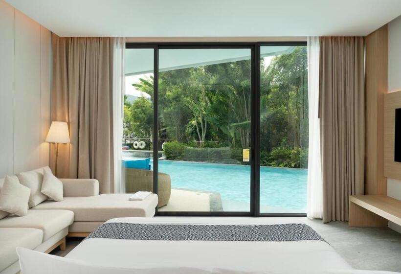 Номер Стандарт Вид на Бассейн, Timberton Resort Khaoyai