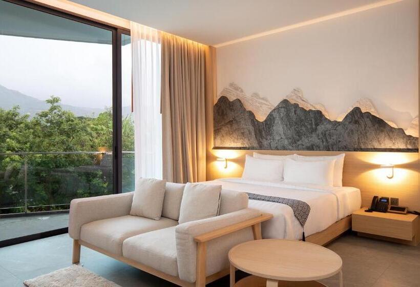 Номер Стандарт Вид на Бассейн, Timberton Resort Khaoyai