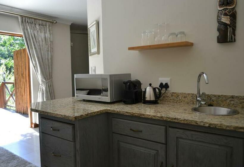 سوییت لوکس, Lydall Wild Tranquil Garden Suites