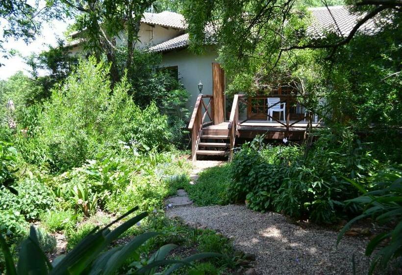 سوییت لوکس, Lydall Wild Tranquil Garden Suites