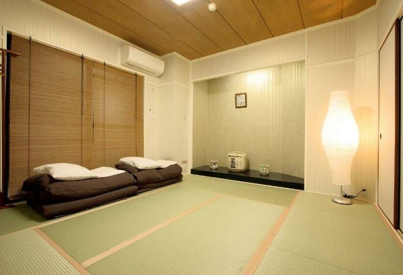 스탠다드 룸 공동 욕실, Toyotaya Hostel