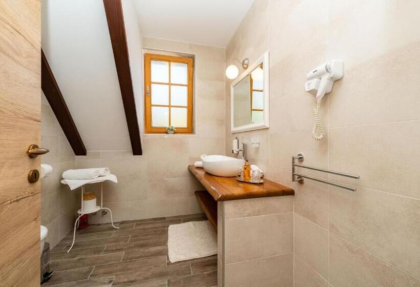 اتاق دلوکس با چشم‌انداز پارک, B&b Villa Sumrak Plitvica Rooms