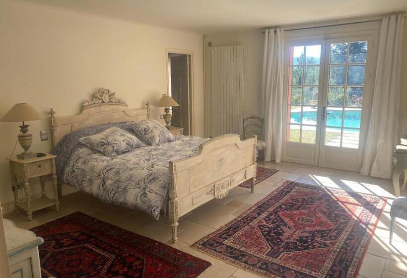 Номер Deluxe, L’hacienda Francesa