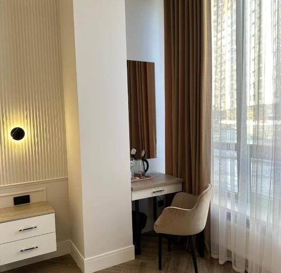 سوییت, Five S Hotel Astana