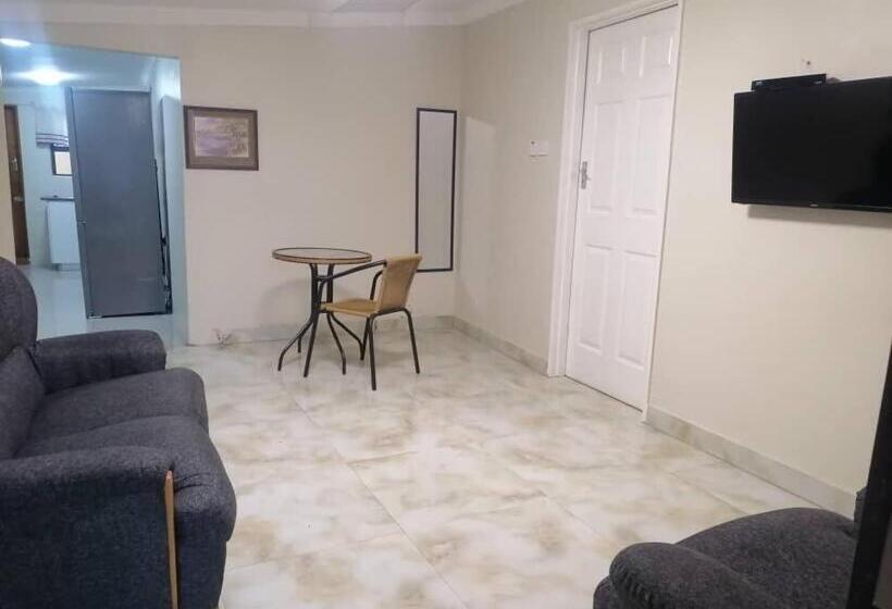 سوییت اجرایی, Bgh Lodge