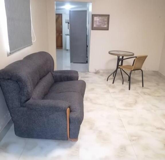 سوییت اجرایی, Bgh Lodge