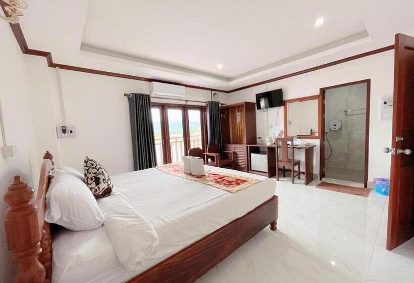 Номер Deluxe, Vangvieng Sisavang Mountain View