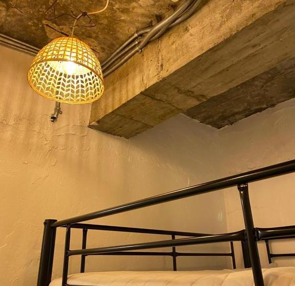 اتاق استاندارد, Space Ara
