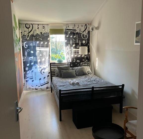 اتاق استاندارد با چشم‌انداز باغ, Charming Rooms With Free Parking