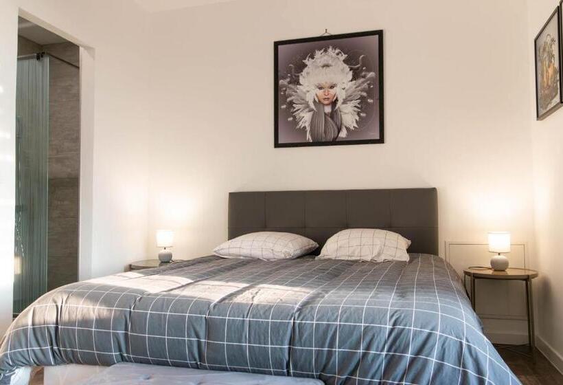 Номер Стандарт, La Chambre De L Ange