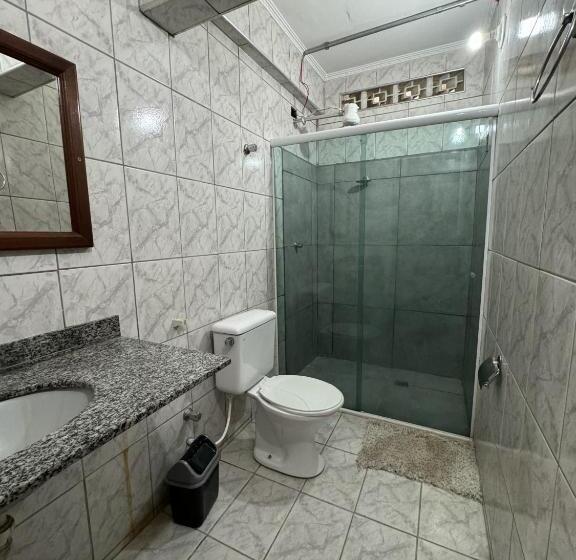 اتاق استاندارد سه نفره, Lize Prime