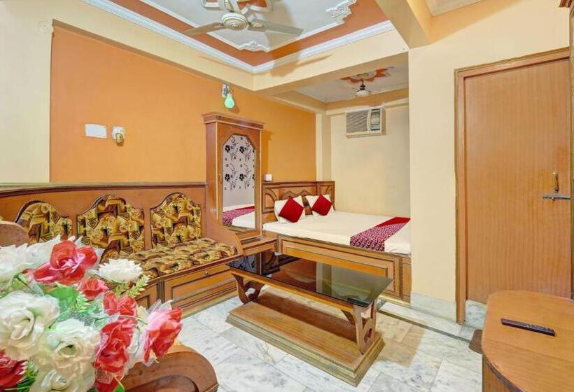 Трехместный Номер Классика, Oyo Flagship Hotel Dream Plaza