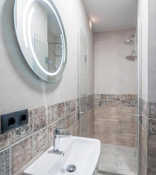 آپارتمان 2 خوابه, Luxury X By Umbrella