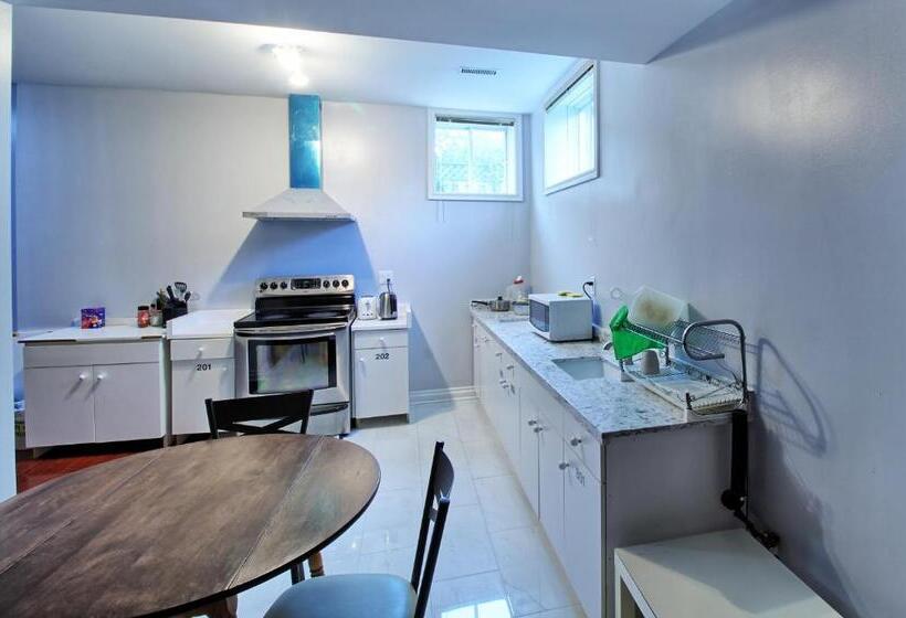 חדר דלוקס, Bright Basement & Private Bathroom, Free Parking