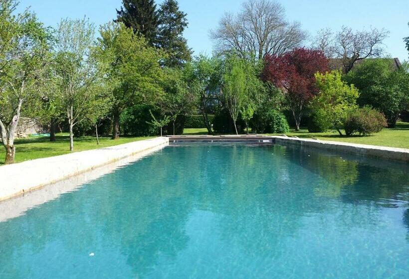 خانه 1 خوابه, L'atelier Du Relais