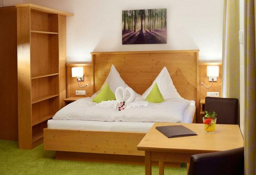Номер Стандарт с Балконом, Burg Hotel Feldberg