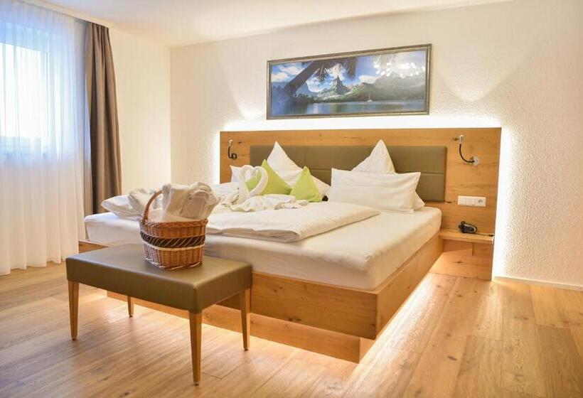 Люкс с Балконом, Burg Hotel Feldberg