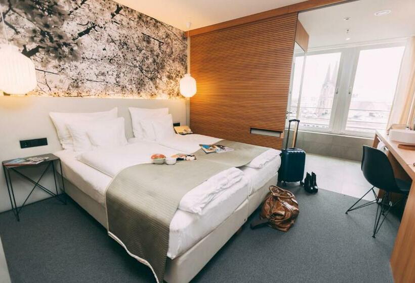 Номер Стандарт, Me And All Hotel Dusseldorf, By Hyatt
