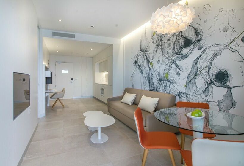 スイート, Estimar Calpe Suitopia