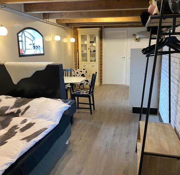 스탠다드 스튜디오, Herberg Boerderij De Straat Hof