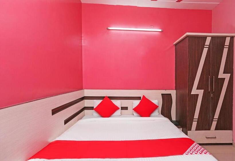 اتاق کلاسیک سه تخته, Flagship Hotel Owish