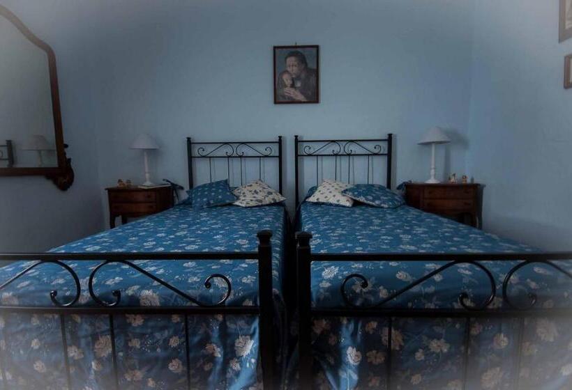 Quarto Estandar Banheiro Compartilhado, B&b Cascina Santa Gavi