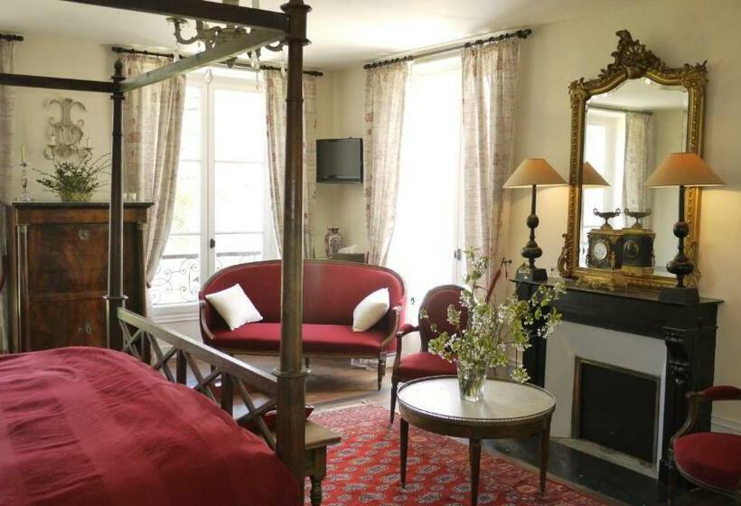 スーペリアトリプルルーム, Chateau De Pommeuse