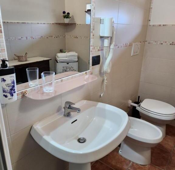 Quarto Quadruple Standart com Varanda, Valle Degli Dei