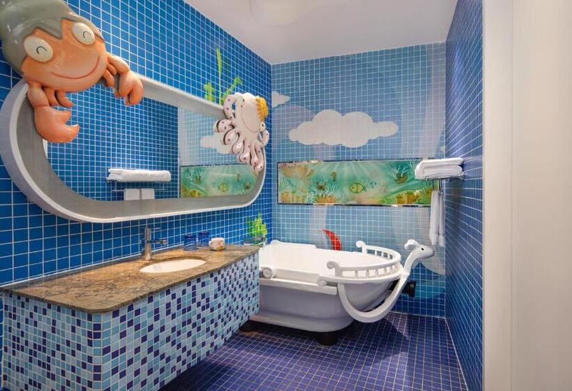 Семейный Номер, Four Points By Sheraton Heyuan Resort