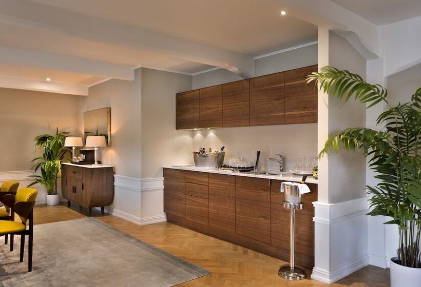Президентский Люкс, Brown Beach House & Spa